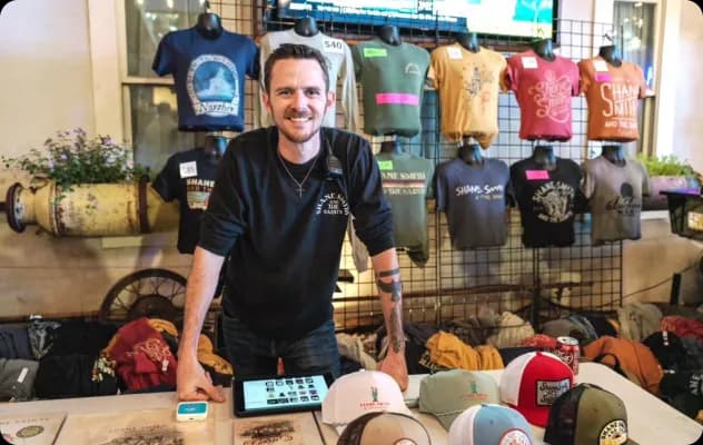 tour-merch